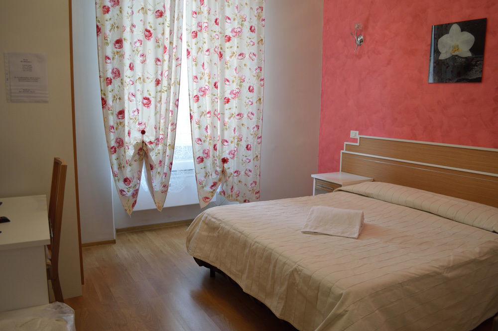 Claudia Suites Рим Екстер'єр фото