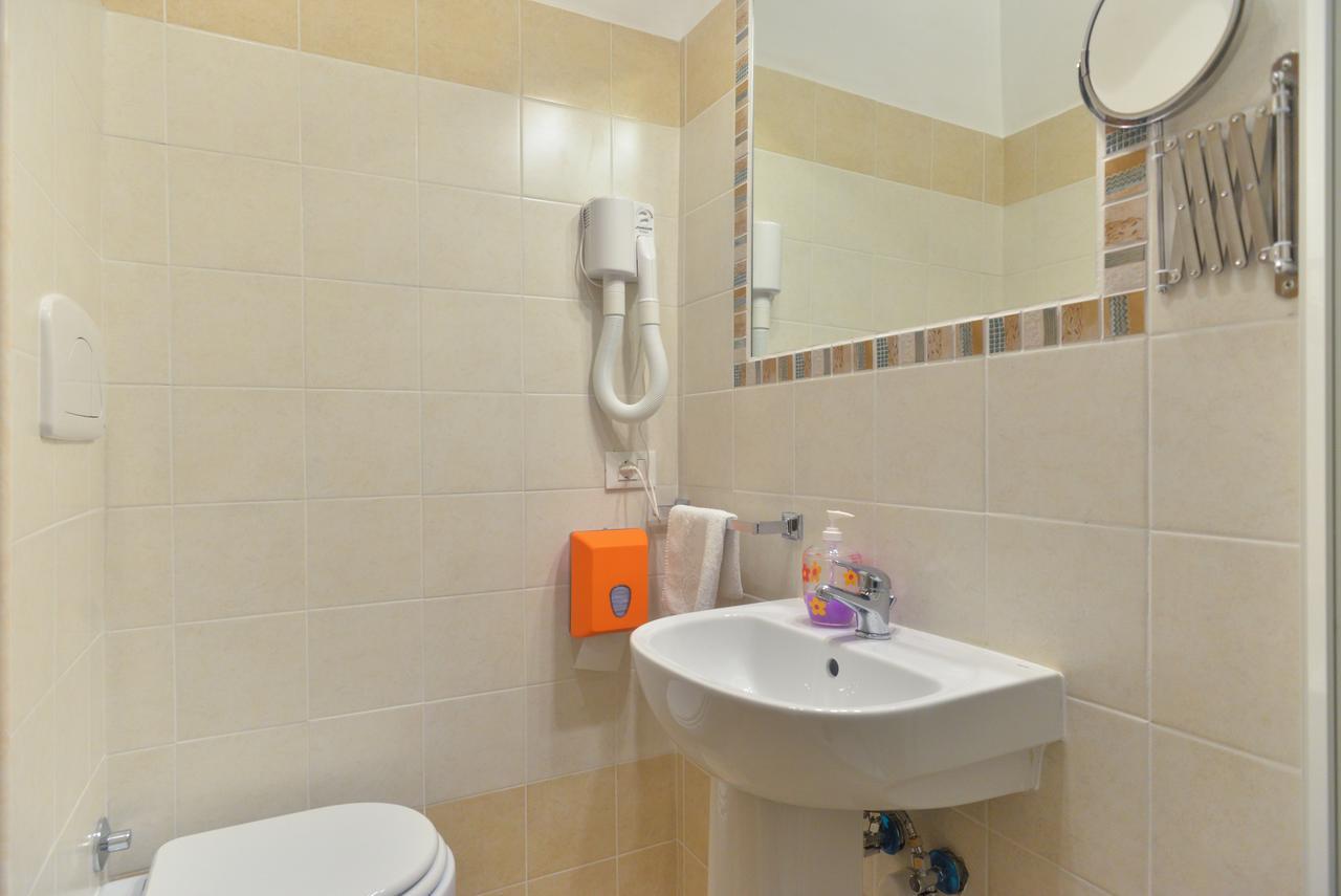 Claudia Suites Рим Екстер'єр фото